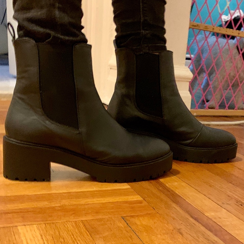 Black Chunky Heel Boots- Never worn, New in box